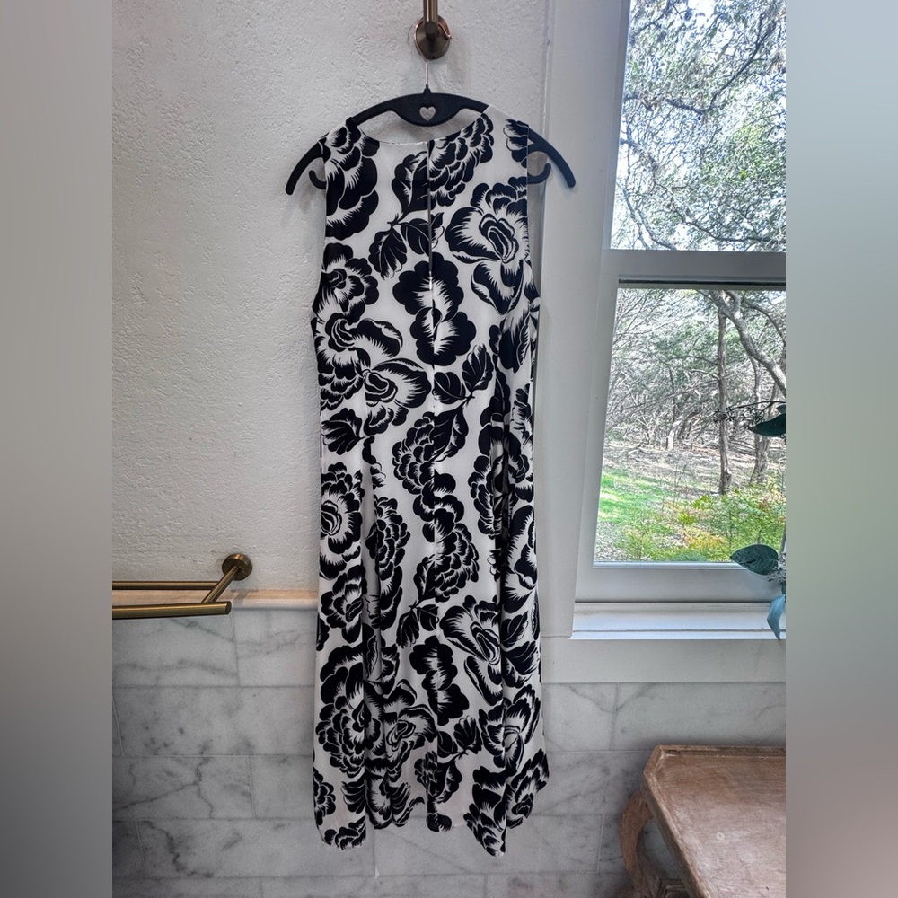 Ann Taylor Navy & White Floral Fit and Flare Dress Fully Lined Sleeveless - Picture 10 of 14